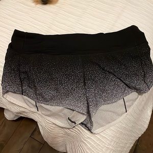 HOTTY HOT 2.5” SHORTS